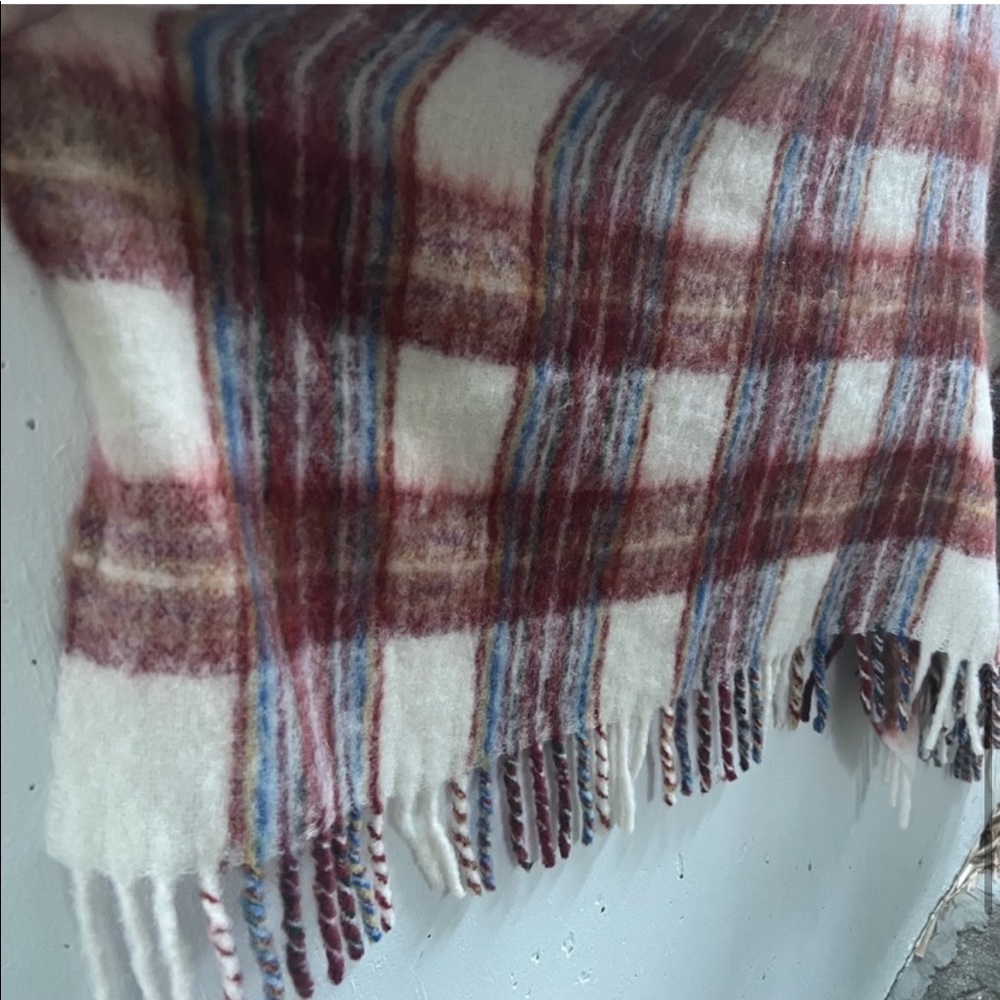 Doen Ember Wrap Poncho In Greenwhich Plaid One Size - Picture 6 of 7